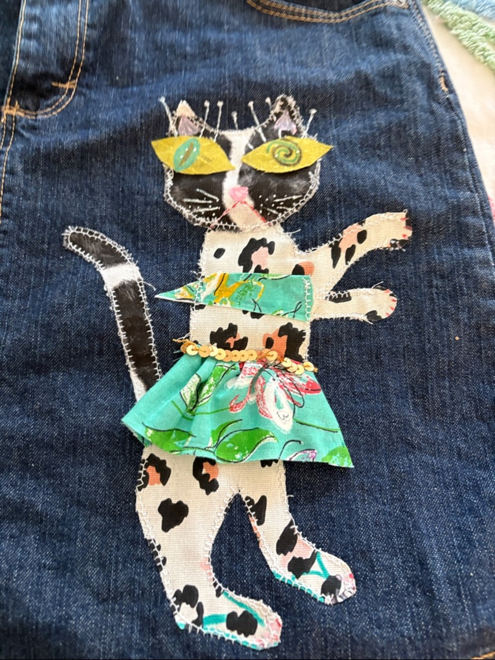 Embellished art to wear skirt Conga Line! Size 10 Cabela’s Casuals - Picture 4 of 5